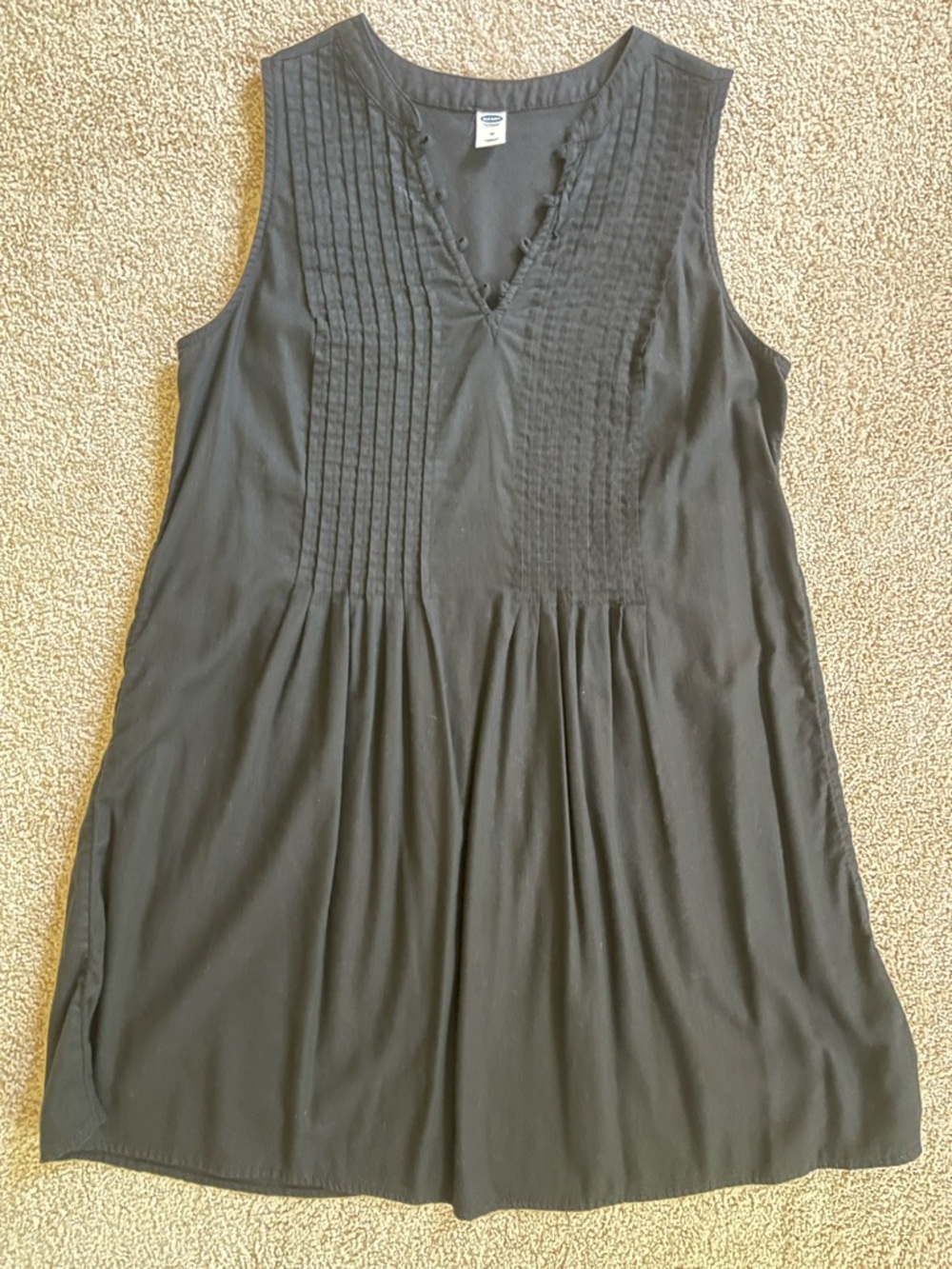Old Navy Black Sleeveless V-Neck Dress